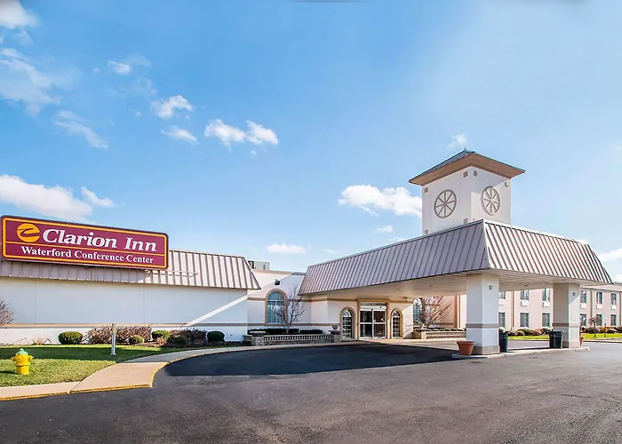 Clarion - Oak Brook Near I-88 I-290 I-294 4* Elmhurst